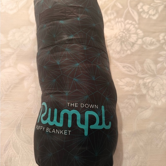 Cozy Outdoor Blanket Set - Blue and Orange - Picture 3 of 5